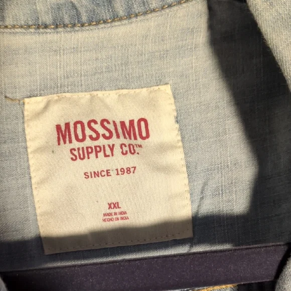 Mossimo Supply Co. Light Blue Button Down Shirt - Picture 4 of 4